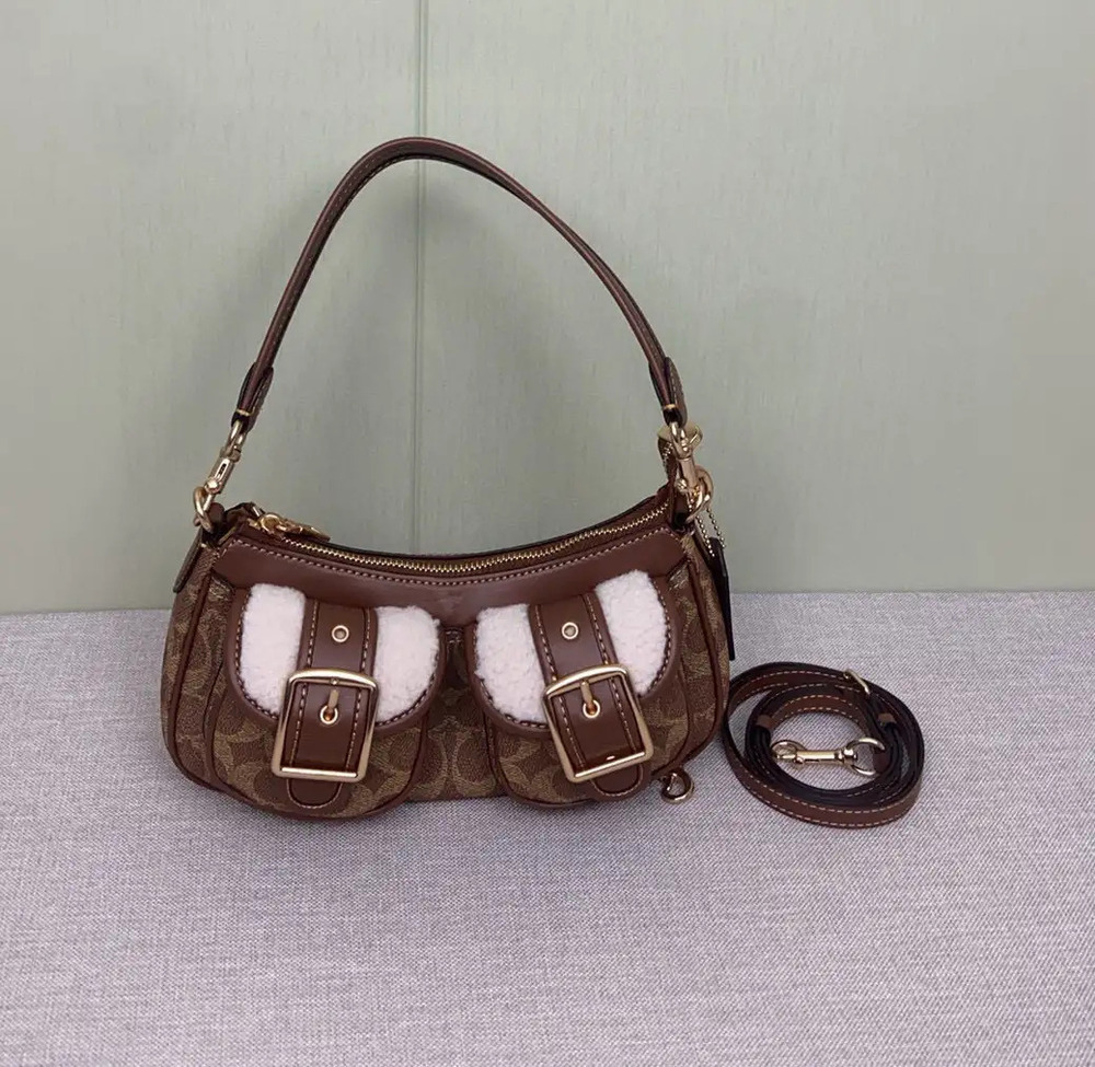Coach Ashton Bag With Signature Canvas